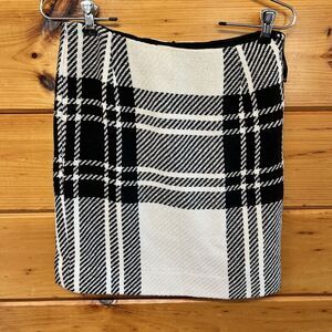 JONES NEW YORK Women’s Plaid Mini Lined Black And White Skirt Sz 10